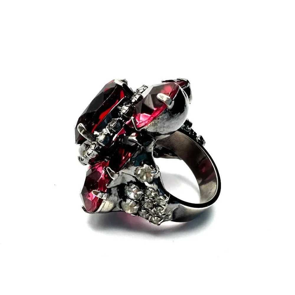Vintage 1980s Robert Sorrell Cocktail Cluster Ring—Massive Red Pink Rhinestones - Picture 2 of 11